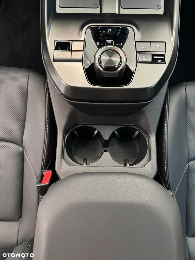 Toyota bZ4X 73.1kWh 4x4 Executive - 25