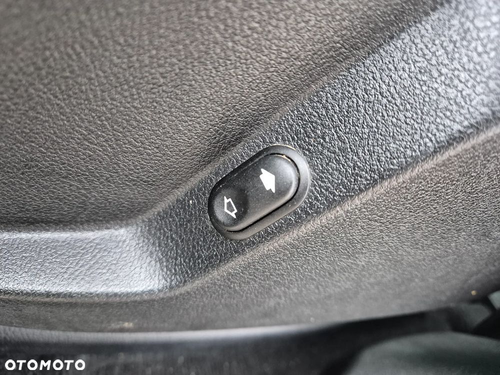 Ford S-Max - 9
