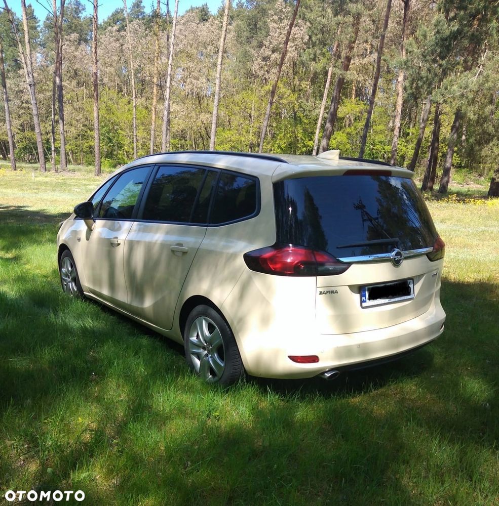 Opel Zafira 2.0 CDTI Cosmo - 4
