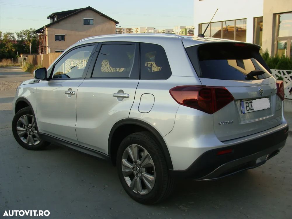 Suzuki Vitara 1.4 Boosterjet MHEV Passion - 5