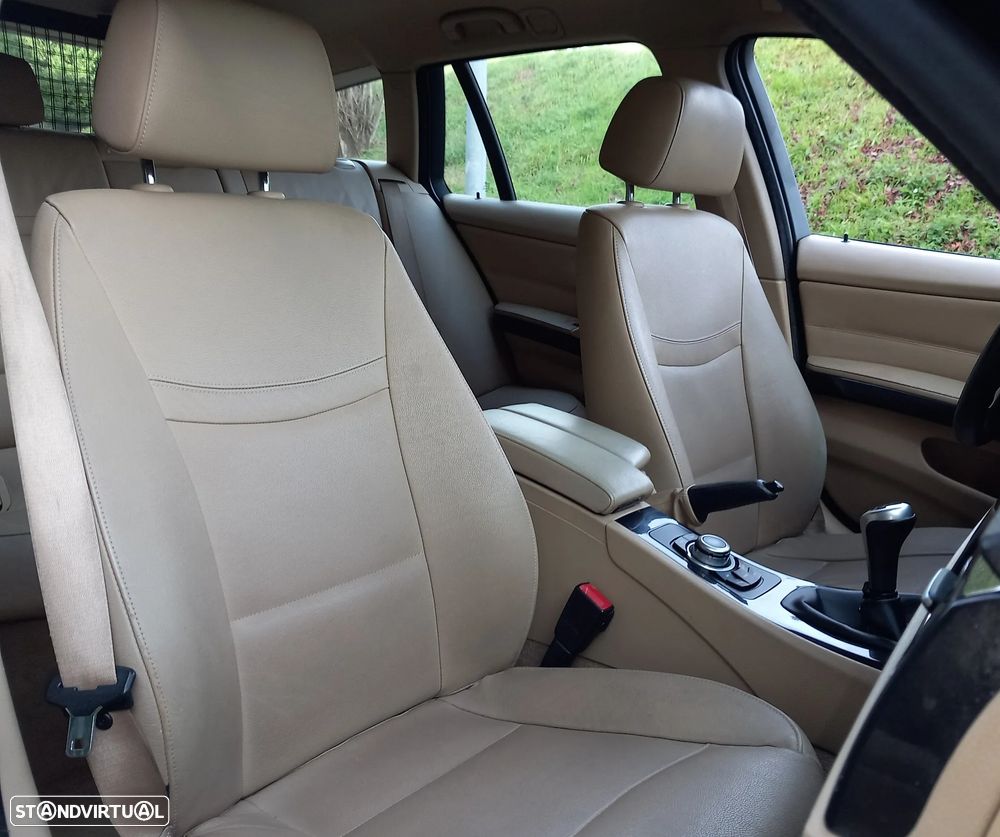 BMW 320 d Navigation - 11