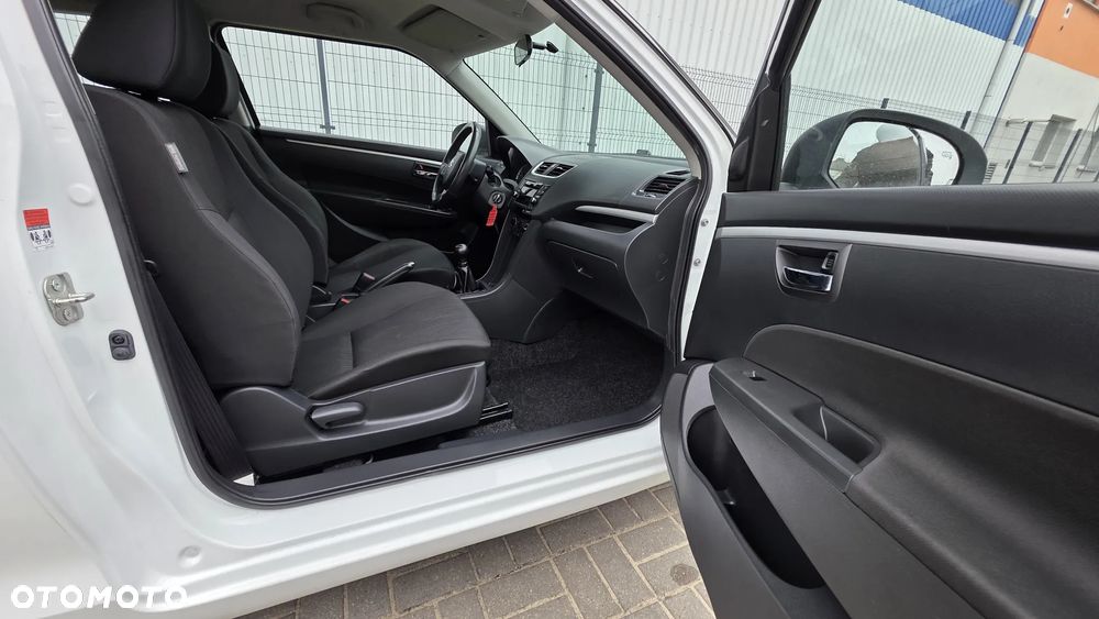 Suzuki Swift 1.2 BlackWhite - 9