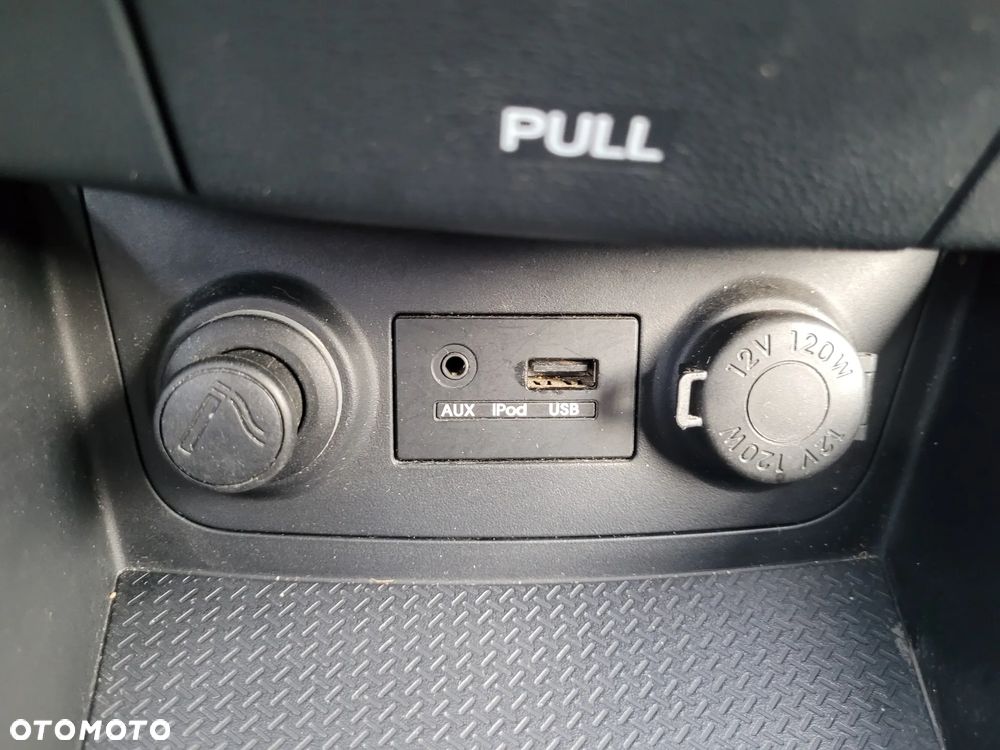 Hyundai i30 1.4 FIFA WM Edition - 21