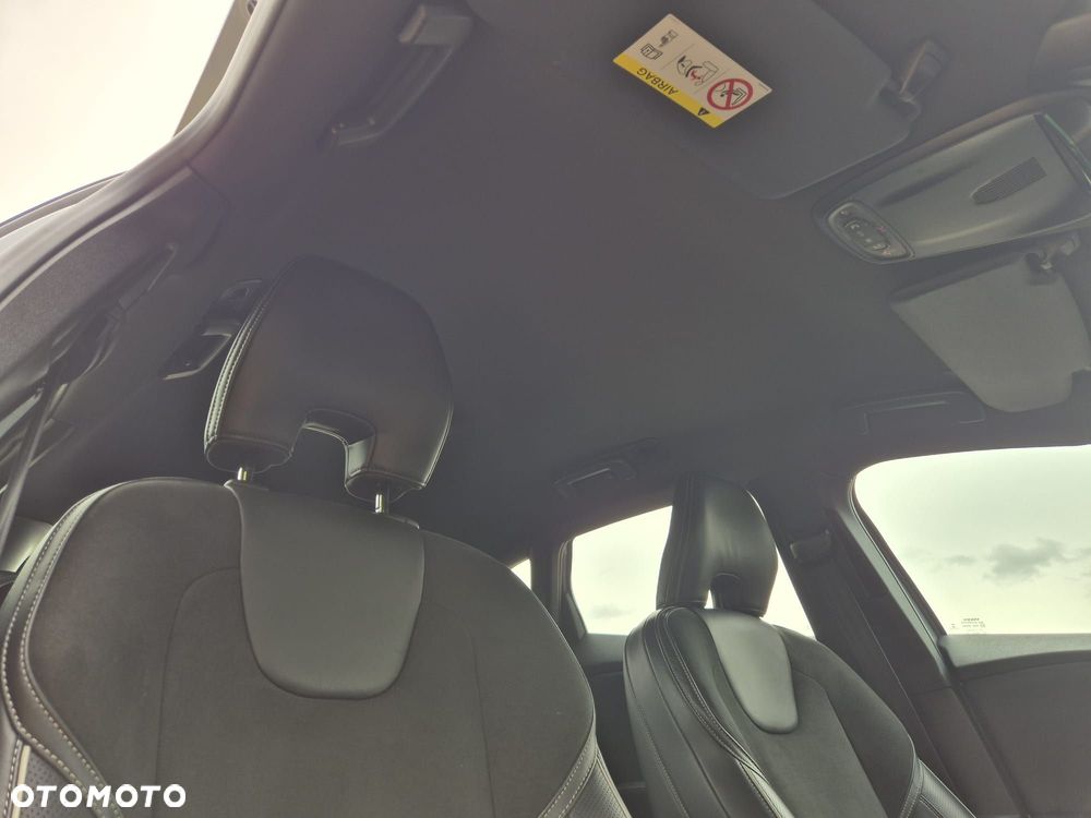Volvo V40 D4 RDesign - 3
