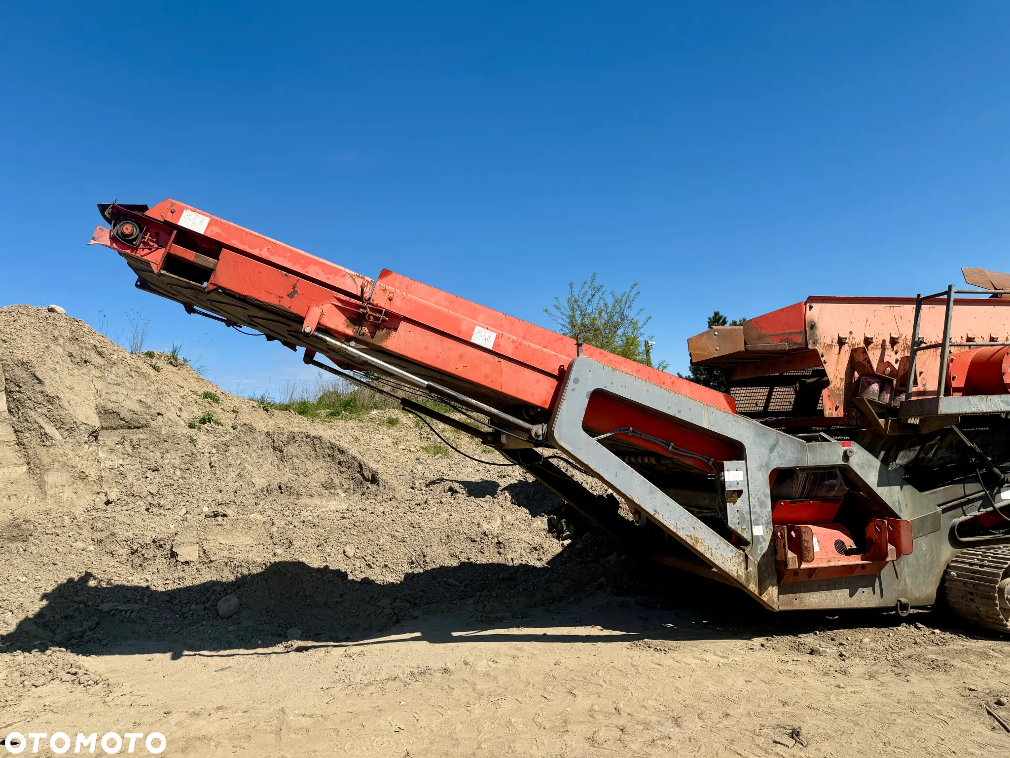 Sandvik QE330 przesiewacz sortownik odgliniacz 3 frakcje, centralne smarowanie 2011 - 6