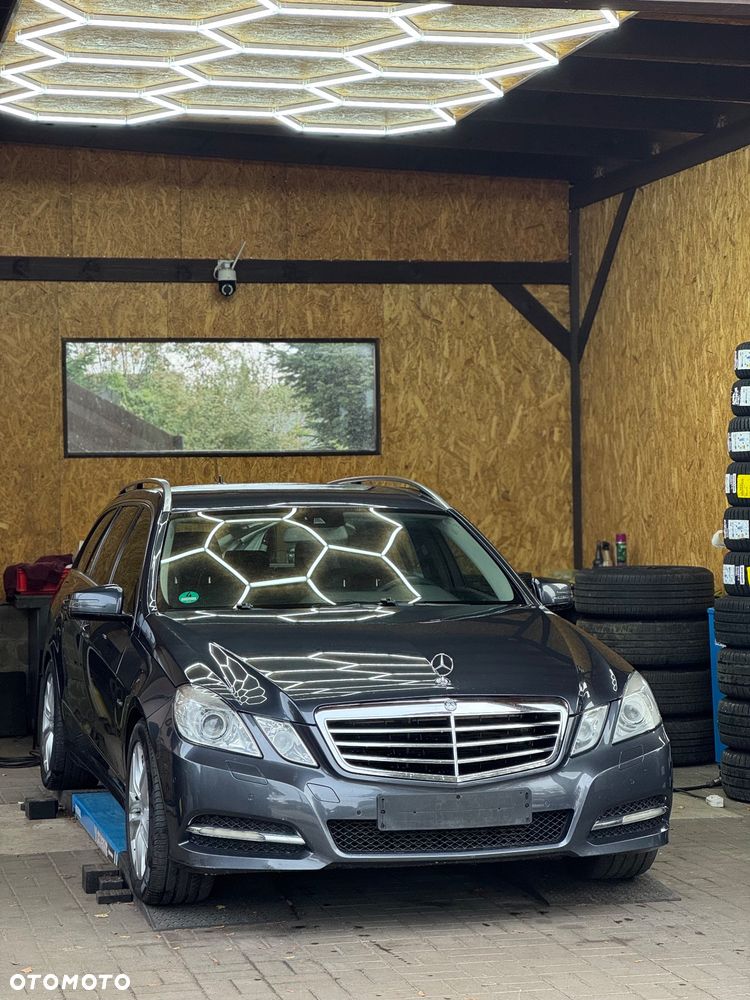 Mercedes-Benz Klasa E 220 BlueTEC 4Matic 7G-TRONIC Avantgarde - 3