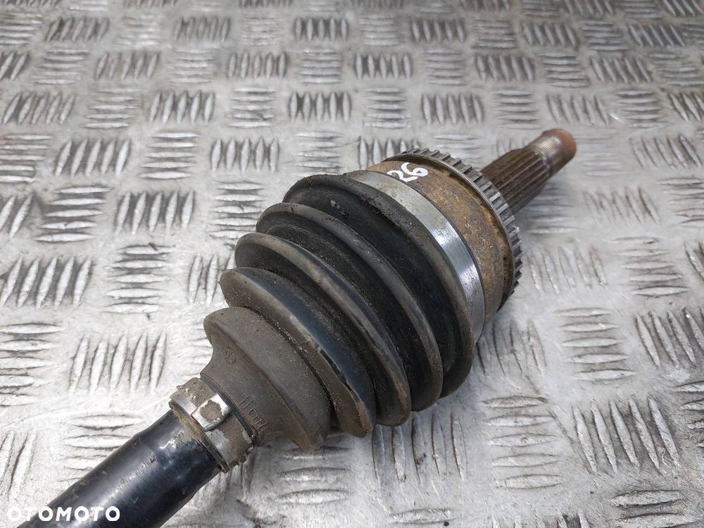 PÓŁOŚ PRAWY PRZÓD 5B TOYOTA COROLLA E12 1.6 16V - 3