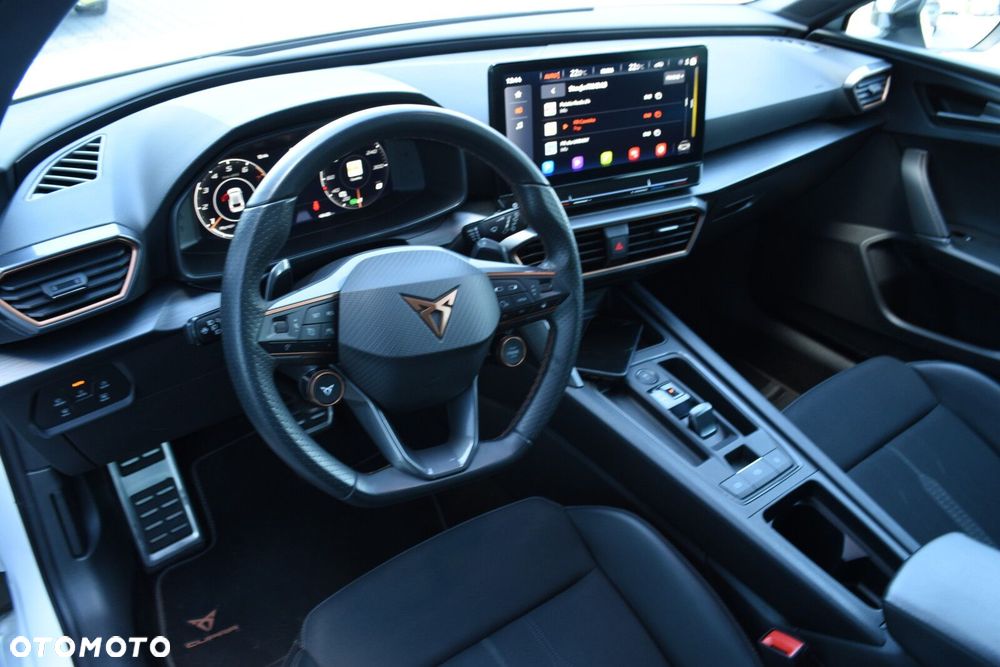 Cupra Leon 2.0 TSI DSG - 9