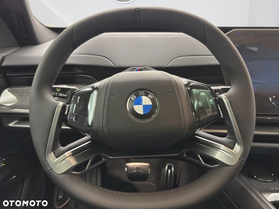 BMW Seria 7 - 8