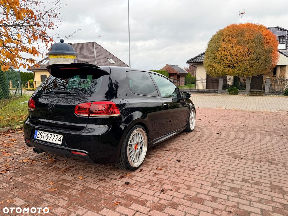 Volkswagen Golf - 4