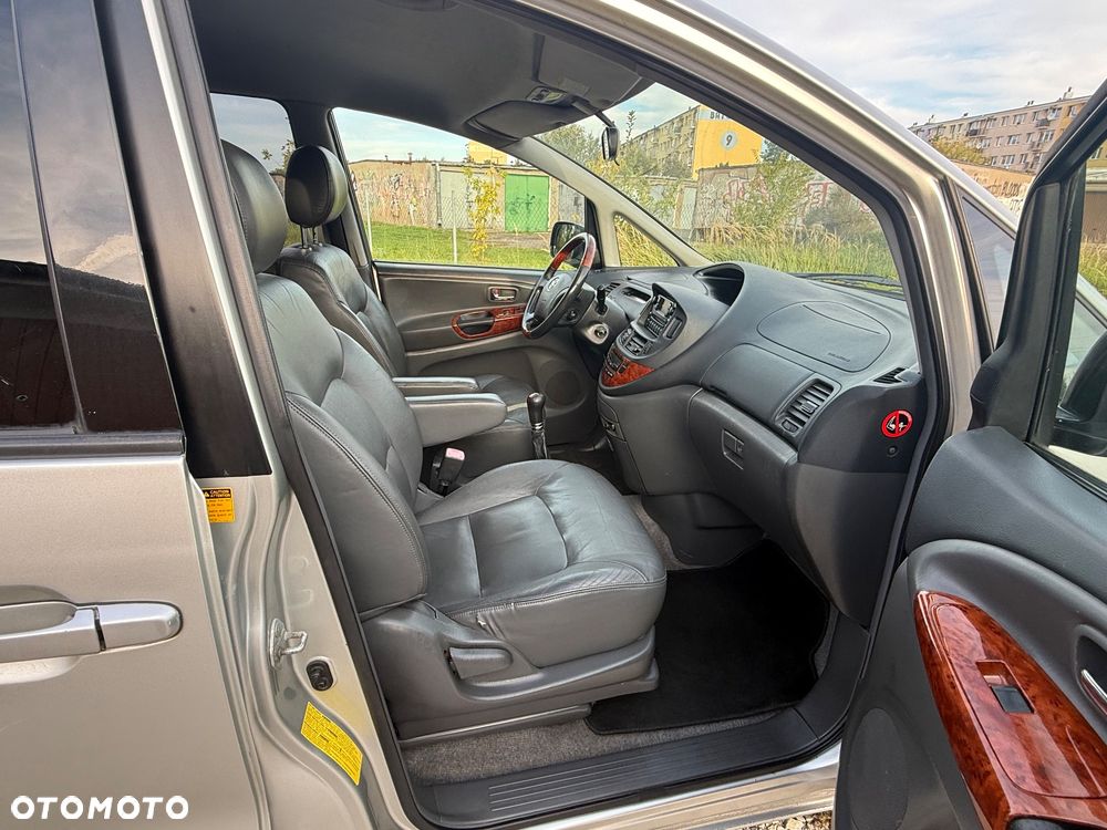 Toyota Previa - 25