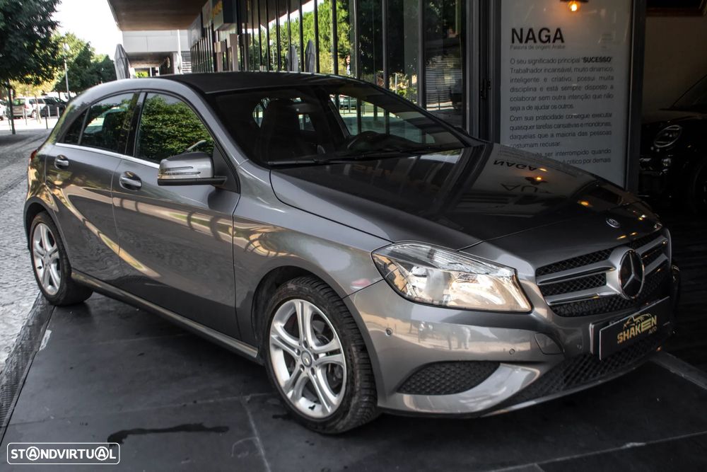 Mercedes-Benz A 180 d 7G-DCT Style — fotografia 6