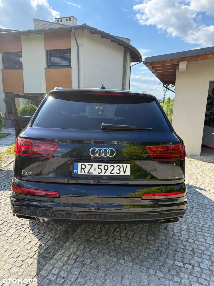 Audi Q7 - 3
