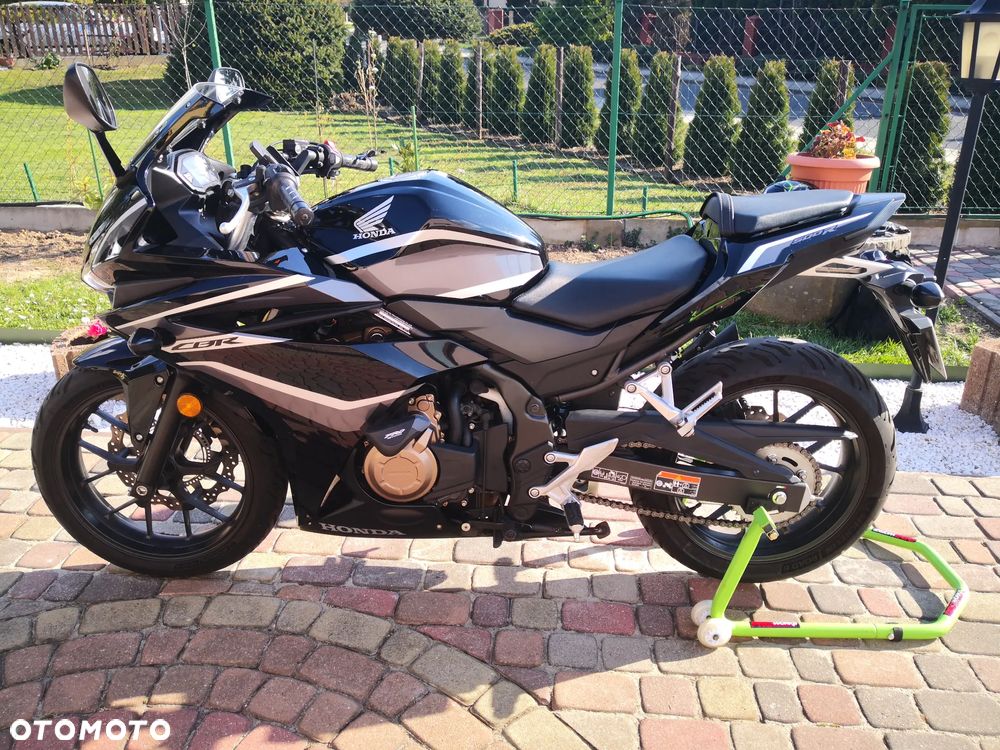 Honda CBR - 1