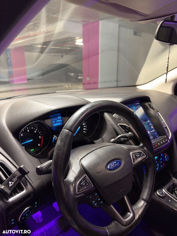 Ford Focus 1.5 TDCi DPF Start-Stopp-System Business - 5