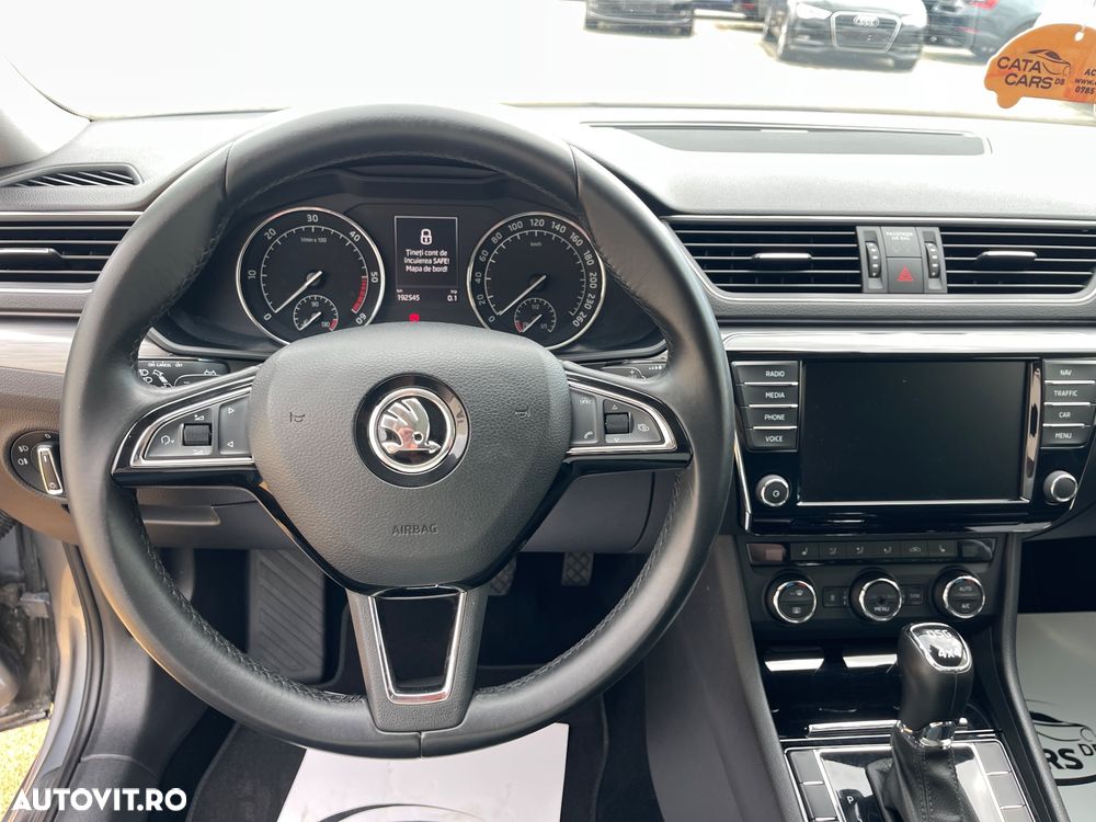 Skoda Superb 2.0 TDI 4X4 DSG Style - 38