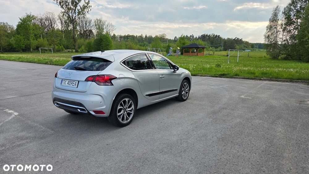 Citroën DS4 HDi 165 Urban Show - 6