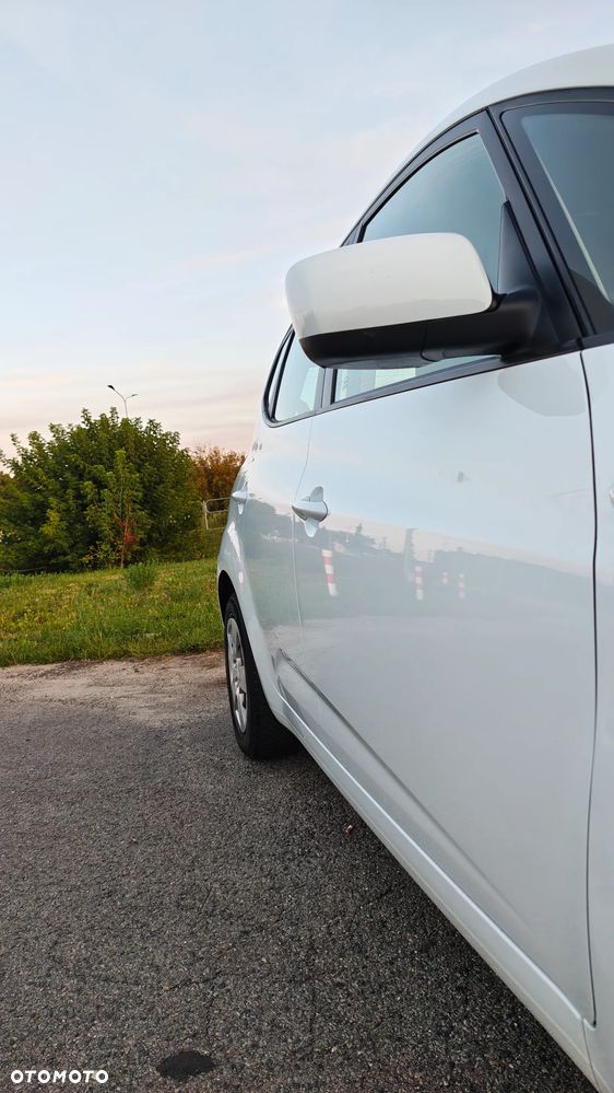 Kia Venga 1.4 L - 16