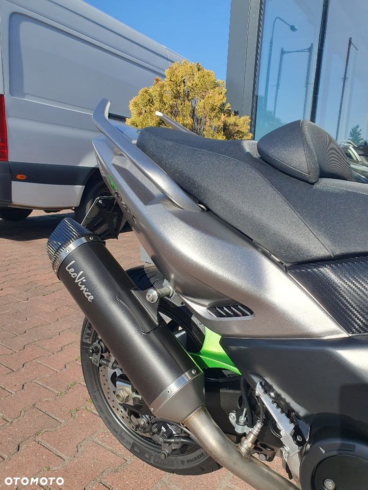 Yamaha Tmax - 29