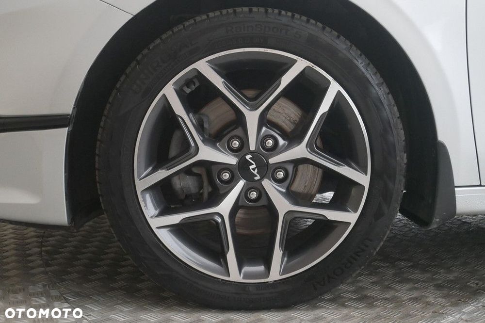 Kia Ceed - 14