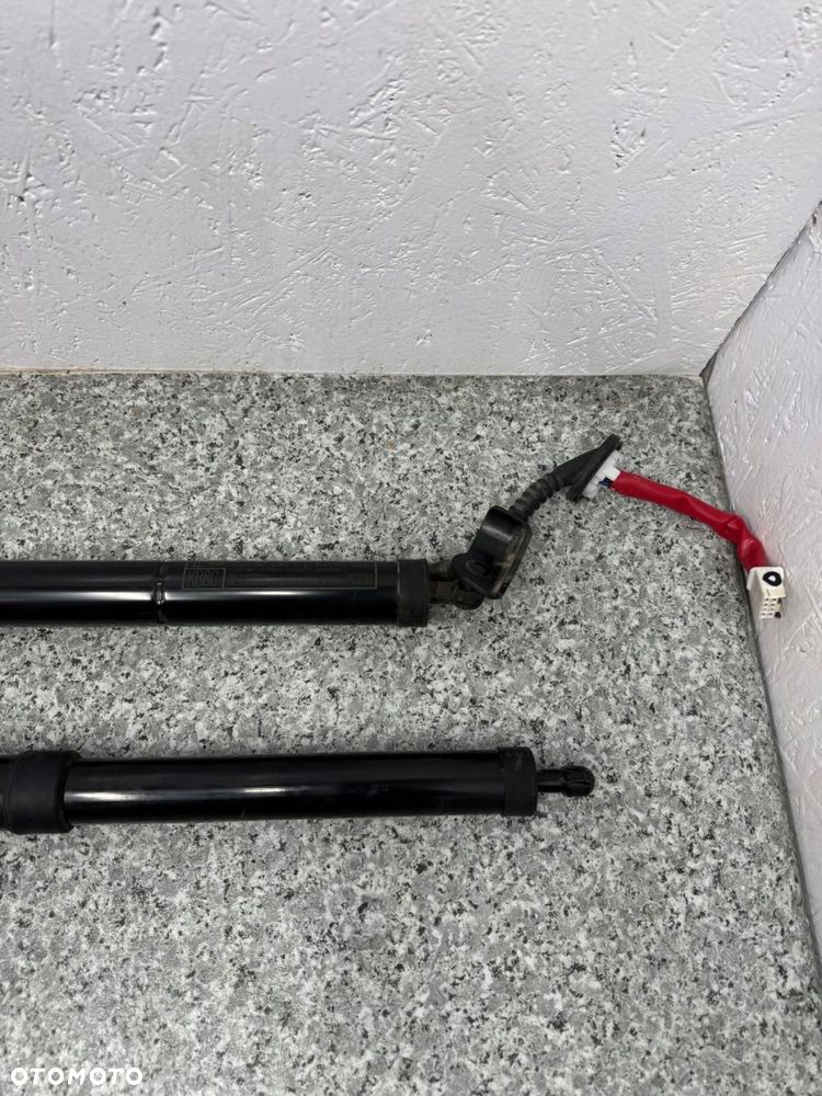 siłownik klapy bagażnika lewy prawy komplet mazda cx-5 cx5 ii 2017-2021 - 2