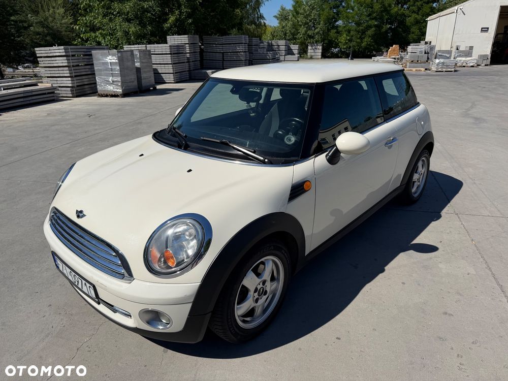 MINI ONE Standard - 11
