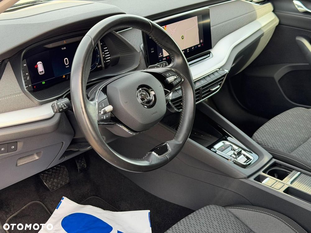Skoda Octavia 2.0 TDI DSG Premium Edition - 28