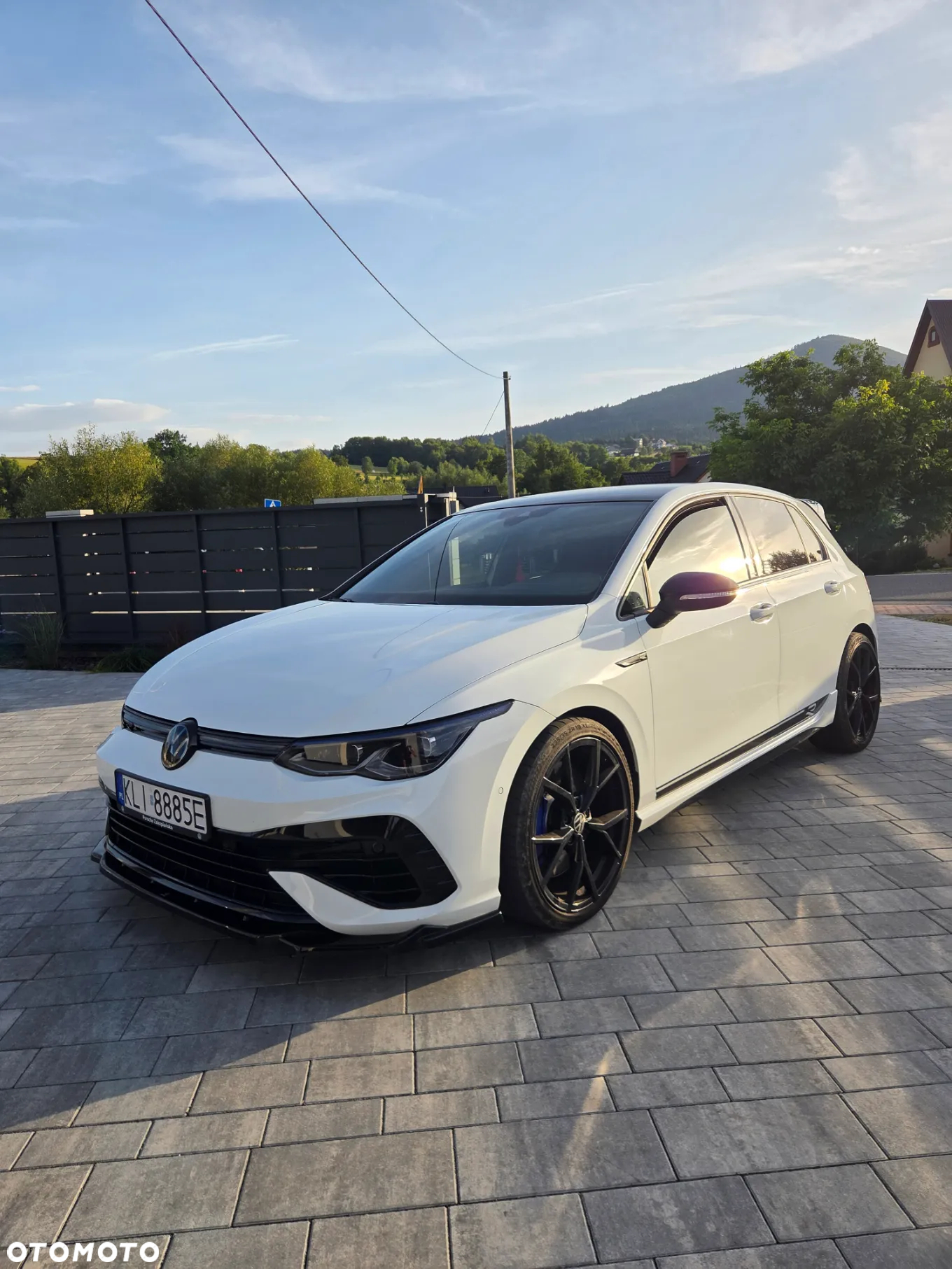 Volkswagen Golf VIII 2.0 TSI 4Motion R DSG - 6