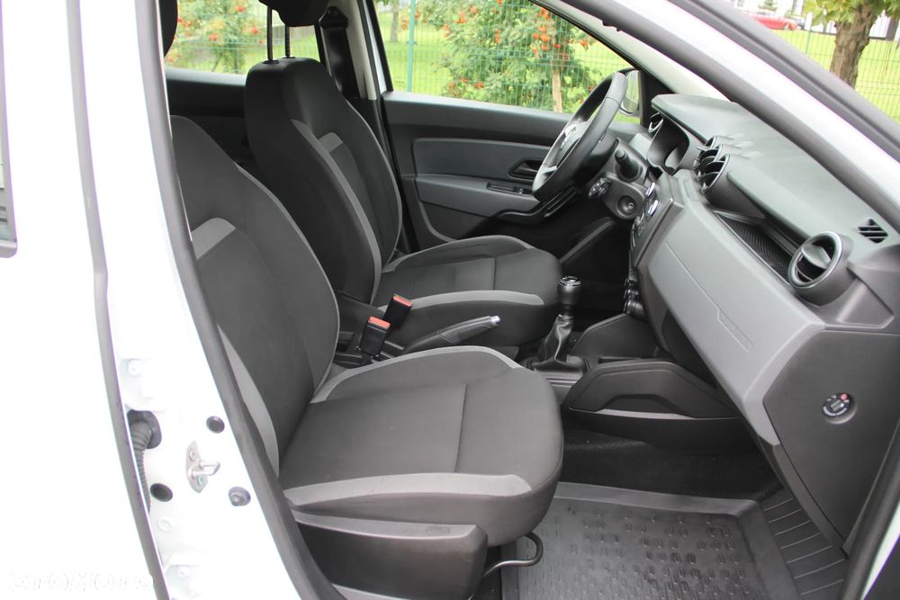 Dacia Duster 1.0 TCe Essential - 12