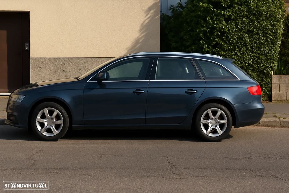 Audi A4 Avant 2.0 TDI Business Line Advance - 3