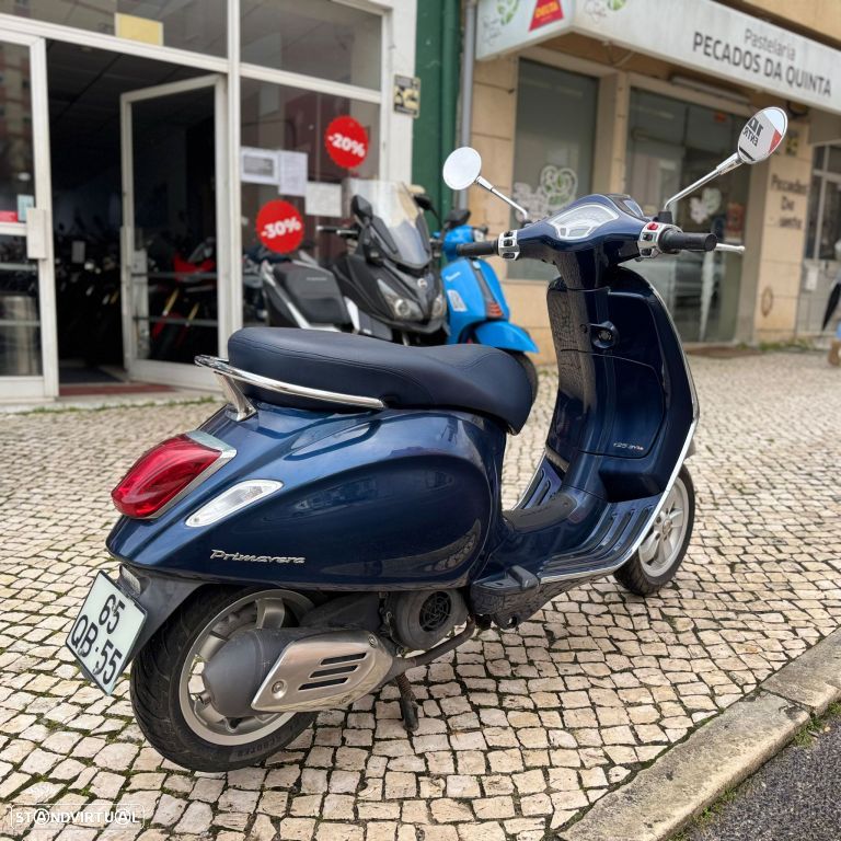 Vespa Primavera 125 - 19