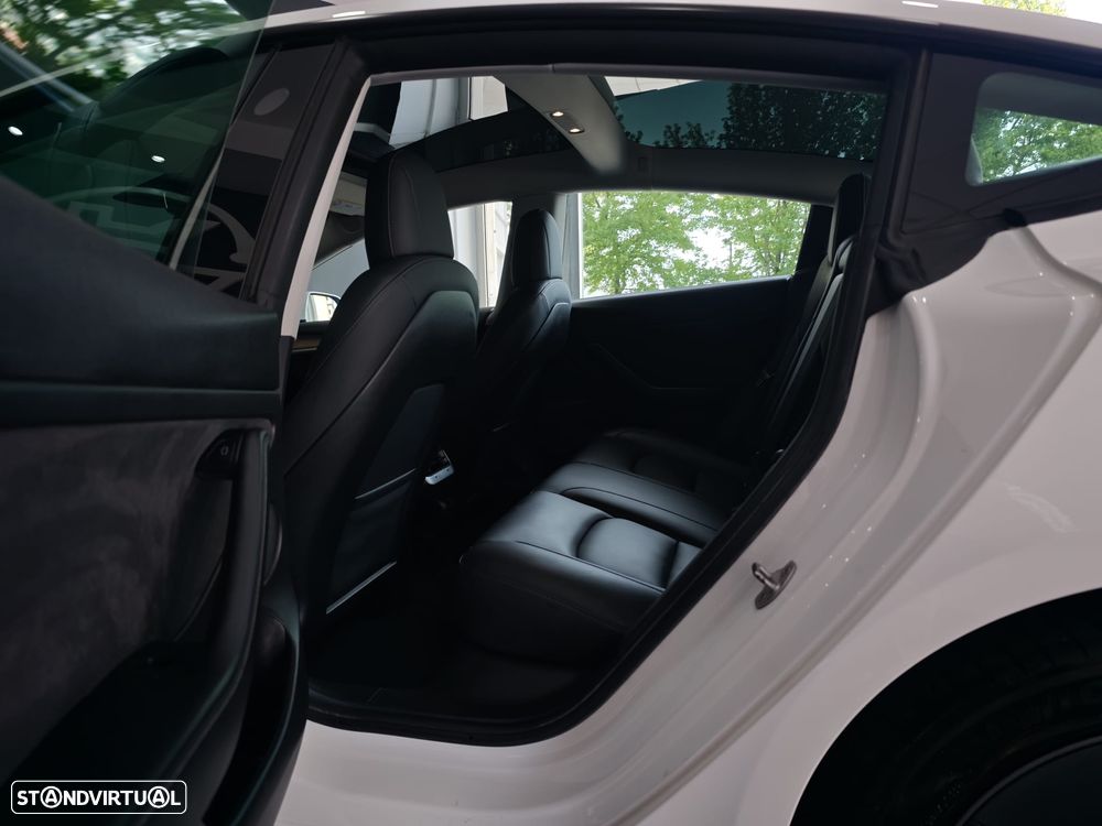 Tesla Model 3 Long Range Tração Integral - 36