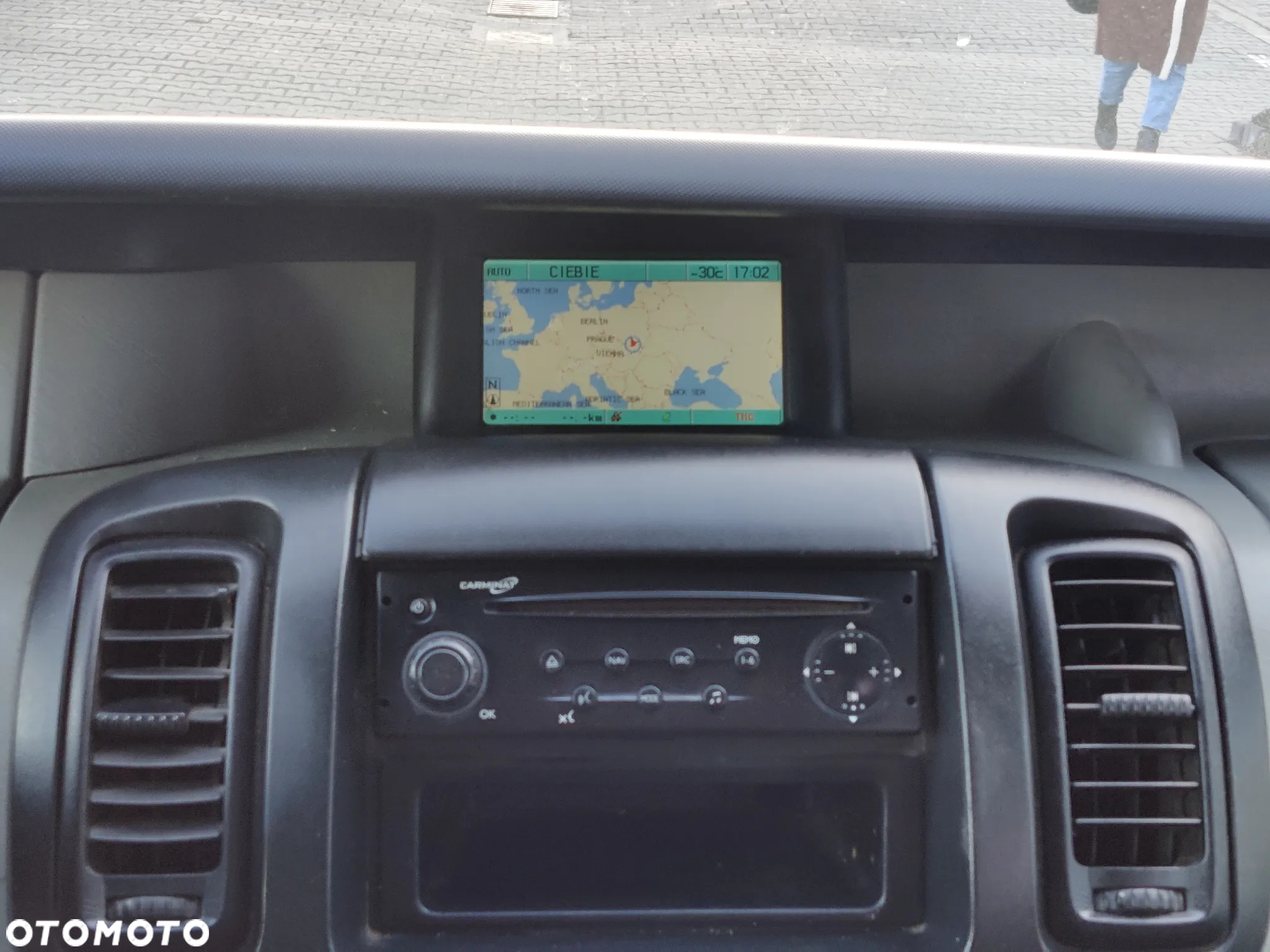 Renault Trafic - 12
