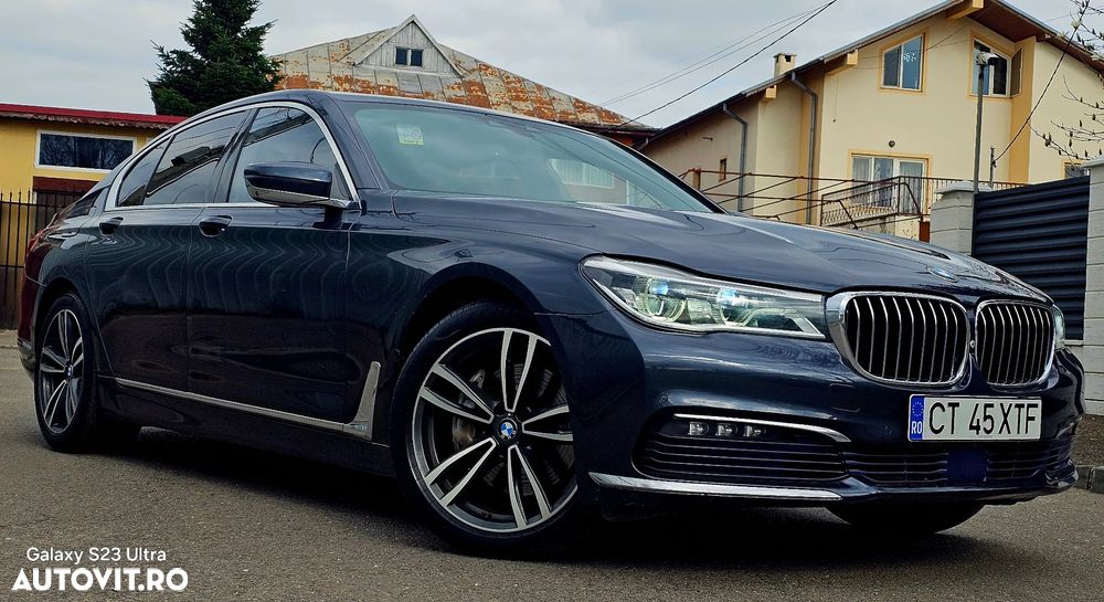 BMW Seria 7 730d xDrive - 24