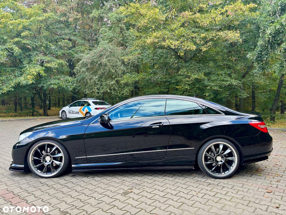 Mercedes-Benz Klasa E 350 CDI DPF Coupe BlueEFFICIENCY 7G-TRONIC Elegance - 11