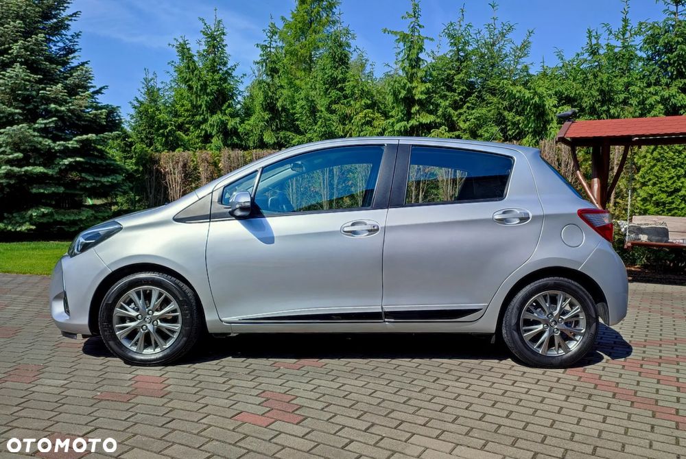 Toyota Yaris 1.0 Premium - 29