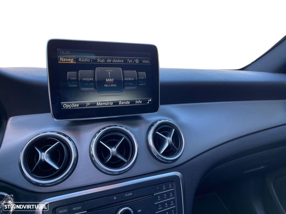 Mercedes-Benz GLA 220 CDI AMG Line - 18