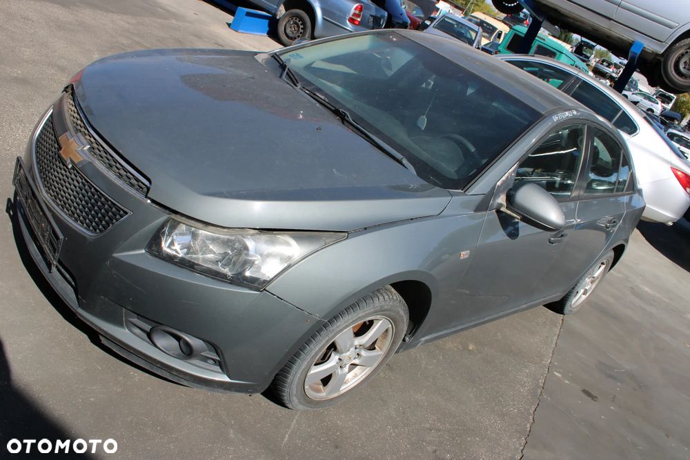 Chevrolet Cruze Maska GCV Drzwi - 3