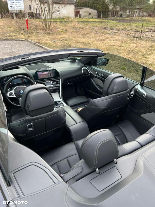 BMW Seria 8 - 5