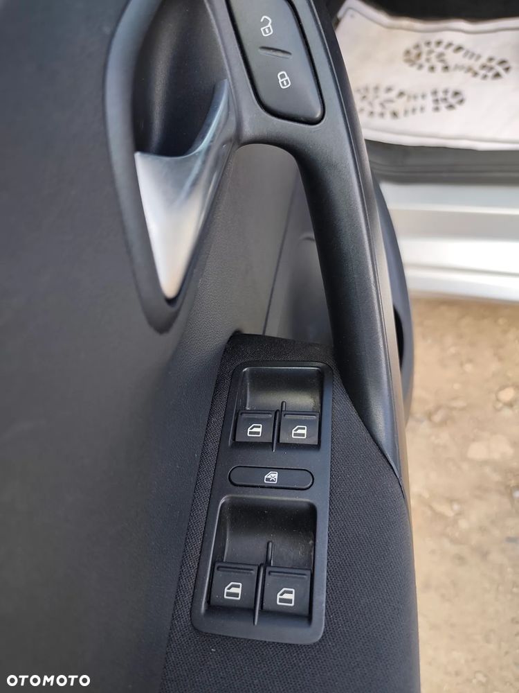Volkswagen Polo - 18