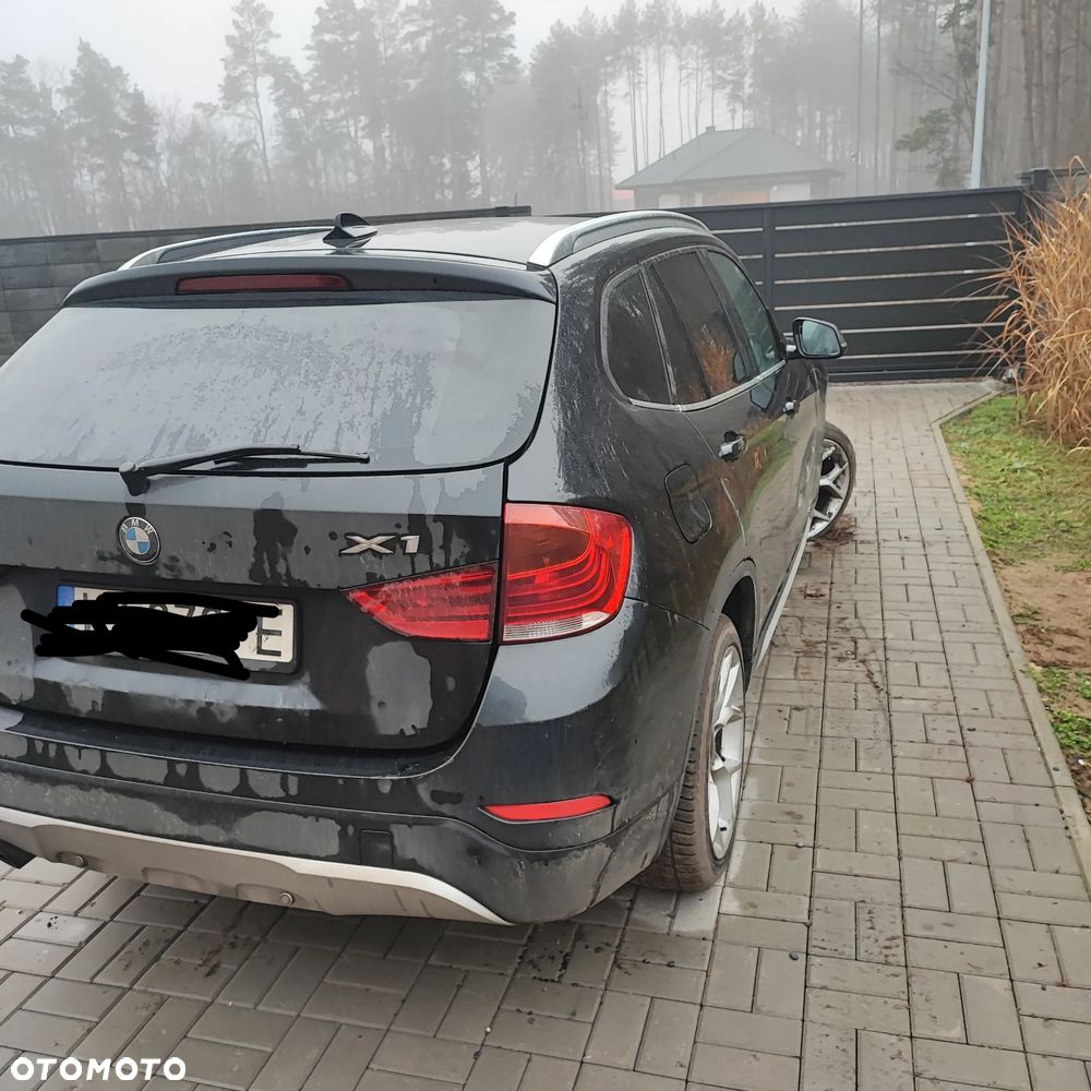 BMW X1 sDrive20d Sport Line - 4