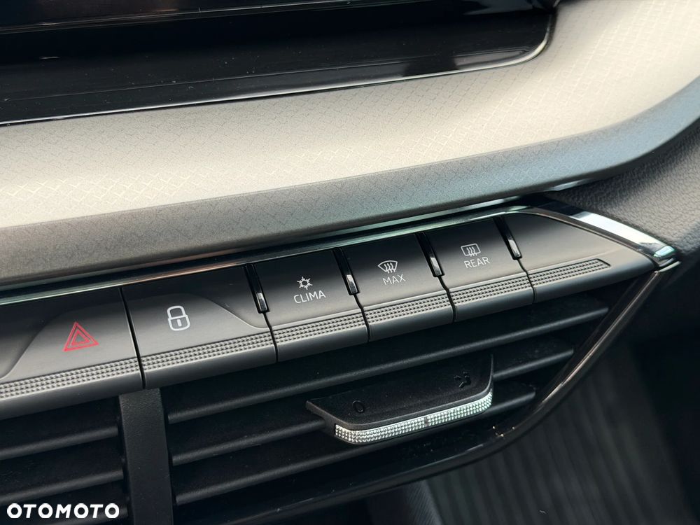 Skoda Octavia 1.5 TSI ACT Ambition - 20