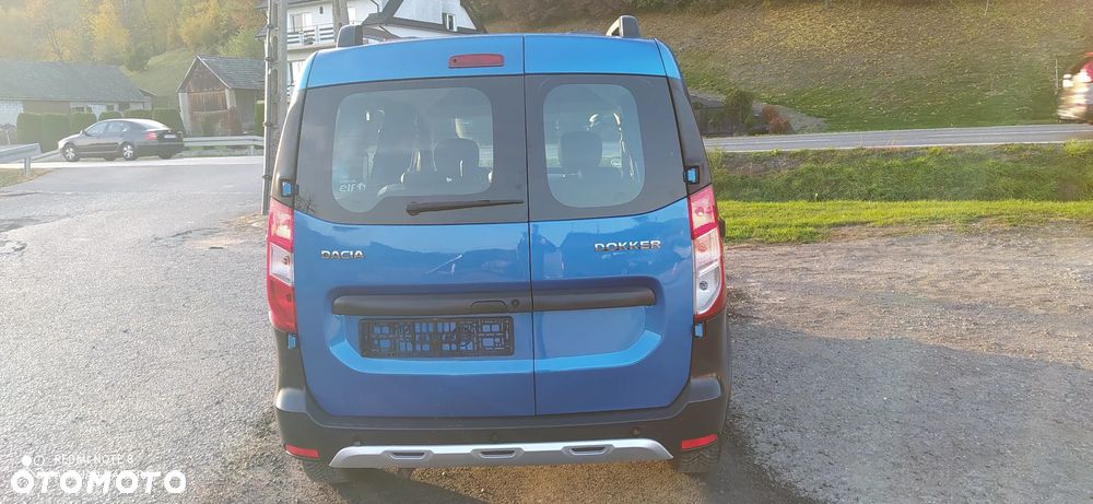 Dacia Dokker TCe 115 Stepway Celebration - 6