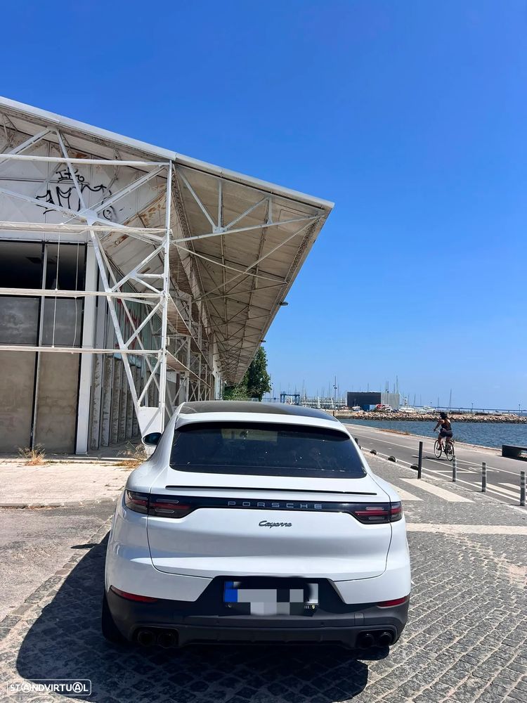 Porsche Cayenne Coupé E-Hybrid - 4