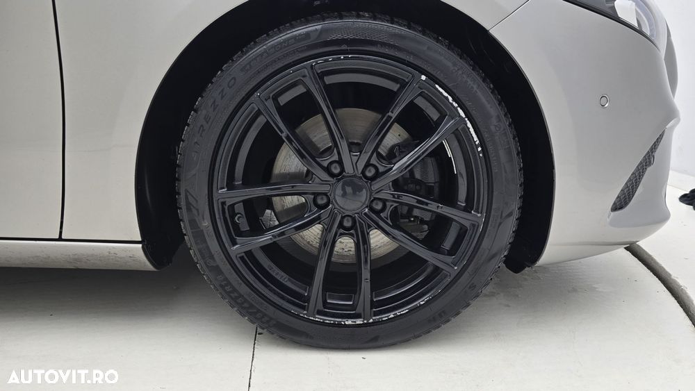 Mercedes-Benz A - 23