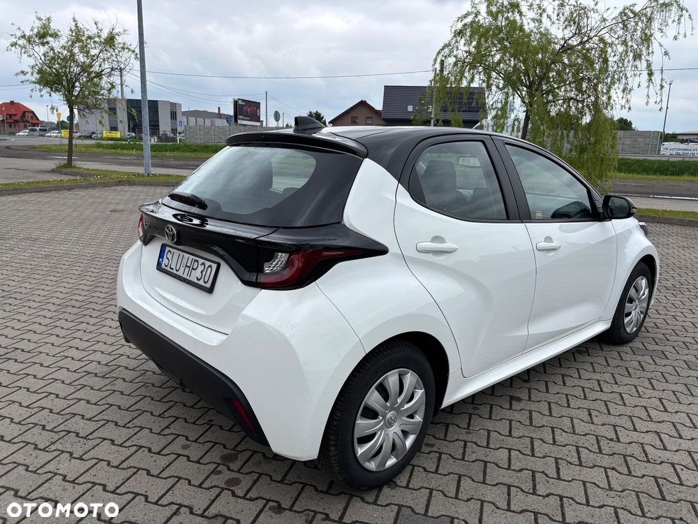 Toyota Yaris 1.5 Style - 9