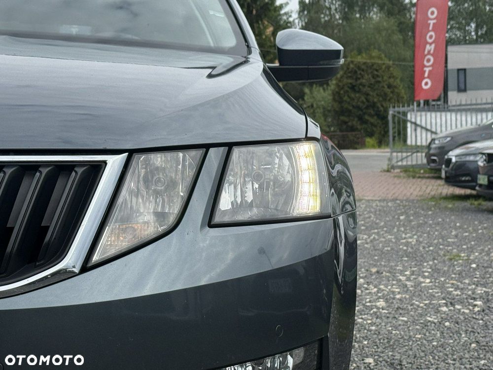 Skoda Octavia 1.6 TDI SCR Ambition - 5