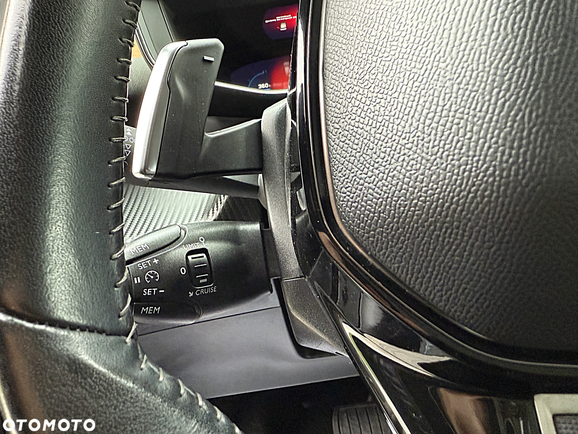 Peugeot 2008 1.5 BlueHDi Allure Pack S&S EAT8 - 20