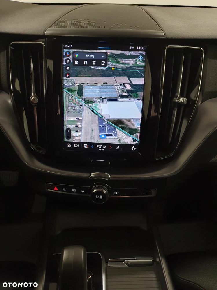 Volvo XC 60 B4 D AWD Ultimate Dark - 9