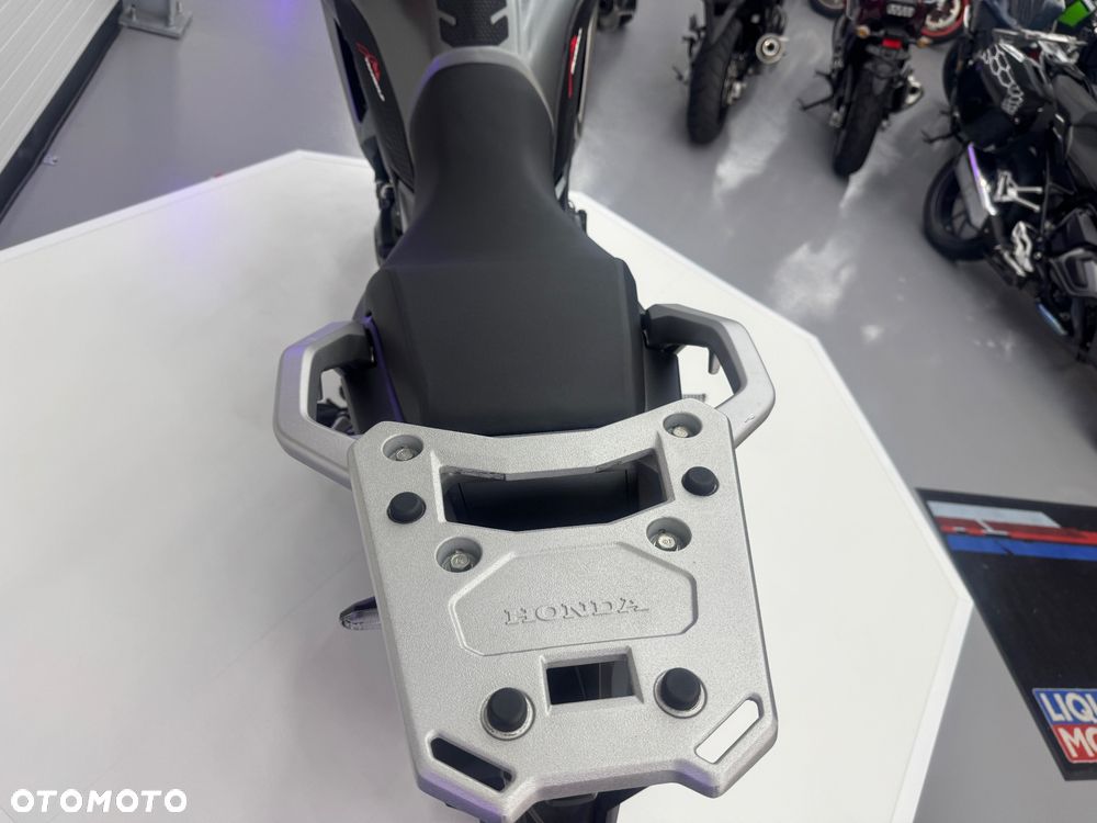 Honda XL - 33